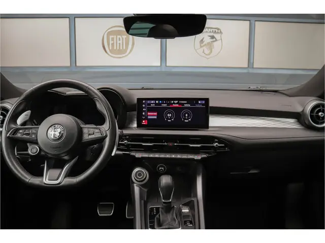 Alfa Romeo Tonale 1.3T PHEV Veloce 2023 Hybride Benzine 9