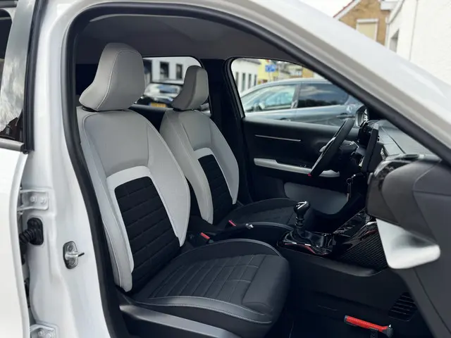 Citroën C3 1.2 Turbo 100pk Max 2025 Benzine 3