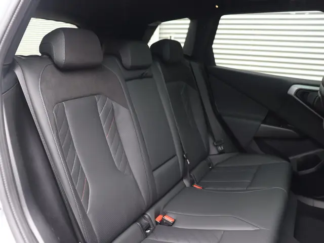 BMW X3 20 xDrive 2025 Benzine 10