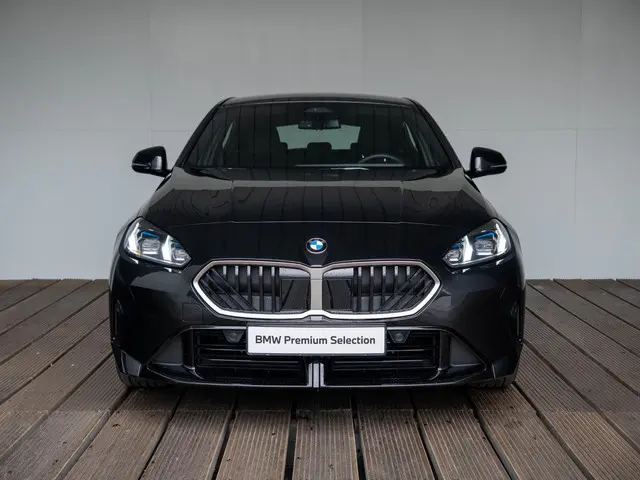 BMW 1 Serie 120 2025 Benzine 3