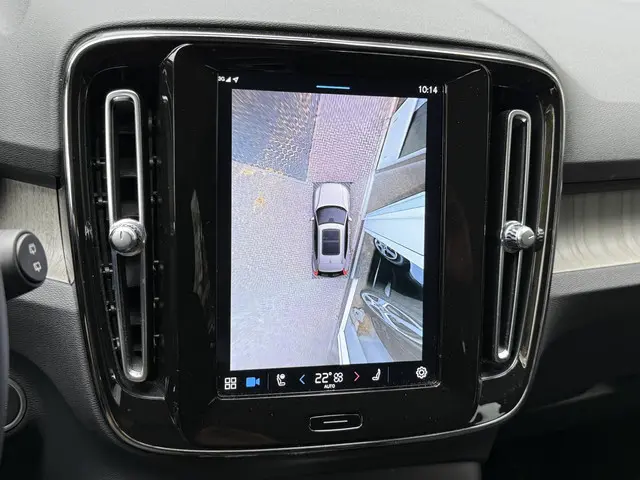 Volvo XC40 2.0 B4 Plus Dark 2022 Benzine 10