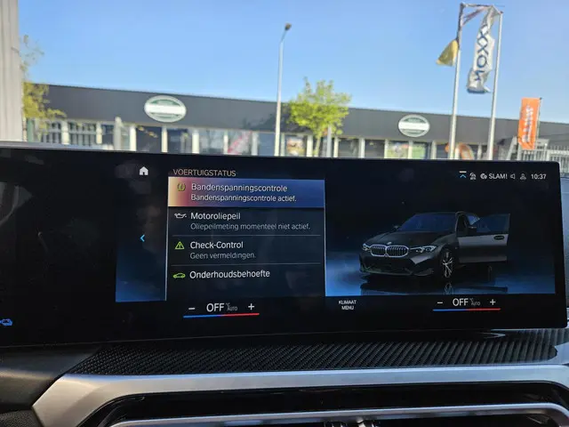 BMW 3 Serie Touring 330e 2022 Hybride Benzine 24