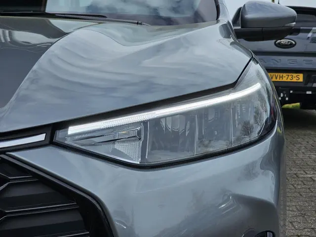 Ford Kuga 2.5 PHEV ST-Line X 2025 Hybride Benzine 34