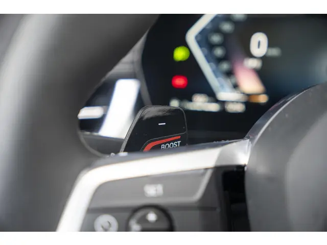 BMW X1 18i sDrive Aut. 2024 Benzine 21