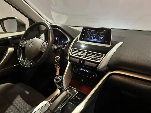 Mitsubishi Eclipse Cross 1.5 DI-T Pure 2018 Benzine 31