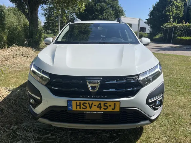 Dacia Sandero Stepway 1.0 TCe 90 Comfort 2022 Benzine 7
