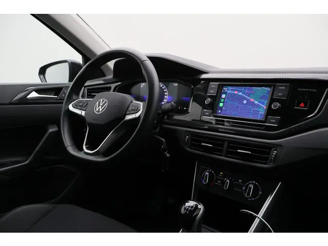 Volkswagen Polo 1.0 TSI Life 2023 Benzine 26