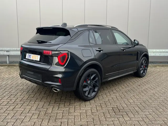 Lynk & Co 01 1.5 Pano / Key Less / NAP 2023 Hybride Benzine 5