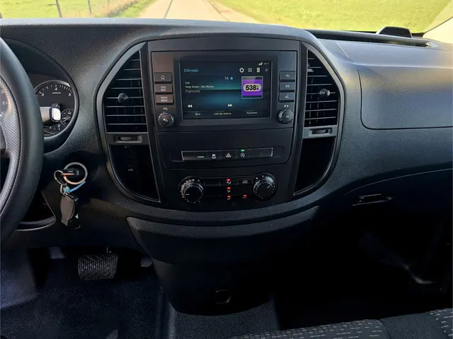 Mercedes-Benz Vito 116 CDI L2 H1 2024 Diesel 15