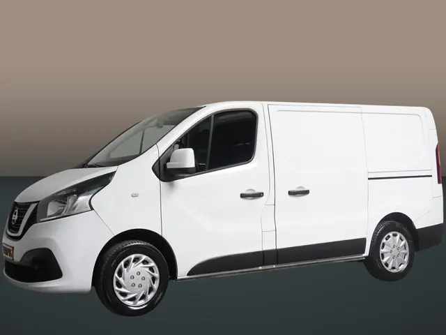 Nissan NV300 L1H1 Optima 2019 Diesel 7