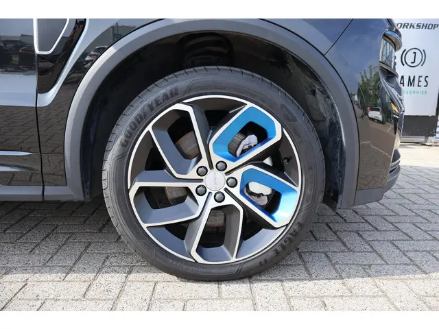 Lynk & Co 01 1.5 2023 Hybride Benzine 17