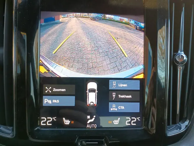 Volvo XC60 T5 AWD R-Design 2019 Benzine 9