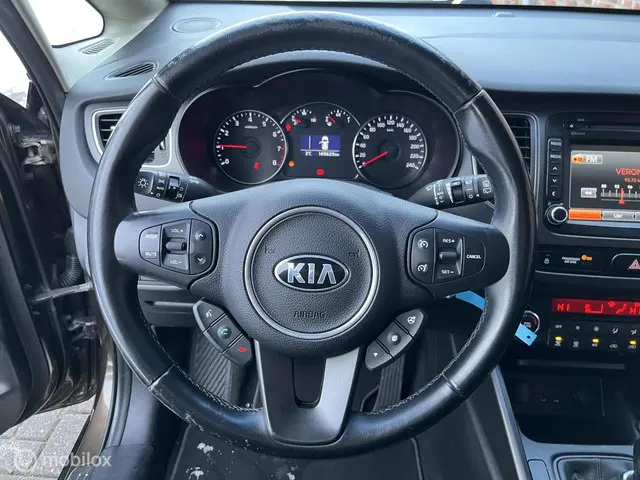 Kia Carens 1.6 GDi ComfortLine 2014 Benzine 12