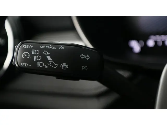 Škoda Fabia 1.0 TSI 115pk Selection DSG 2024 Benzine 26