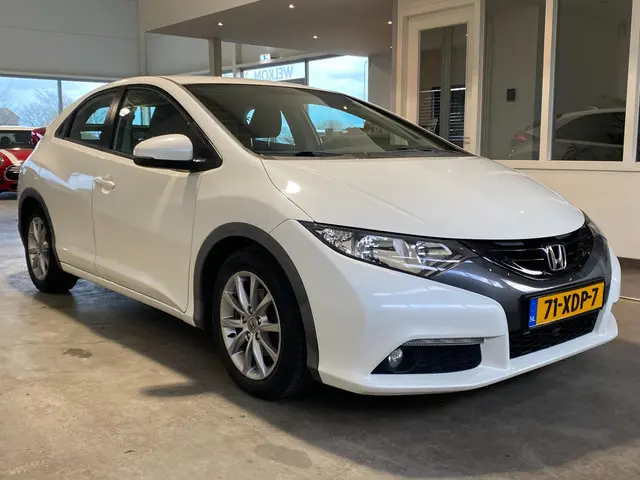 Honda Civic 1.4 16V 5drs 1e eig. Navi NL-auto 2012 Benzine 5