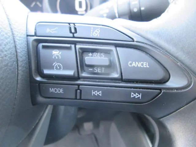 Toyota Yaris 1.5 Hybrid Dynamic 2022 Hybride Benzine 11