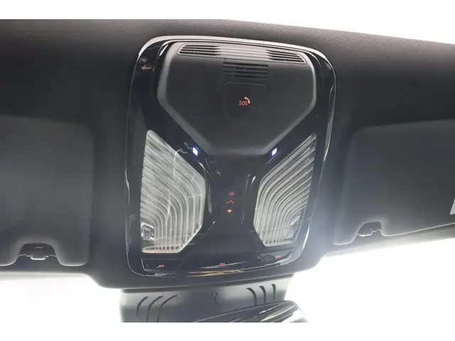 BMW i4 eDrive40 High Executive 84 kWh 2022 Elektrisch 28