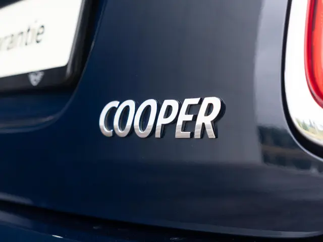MINI 5-Deurs Cooper Aut. 2017 Benzine 20