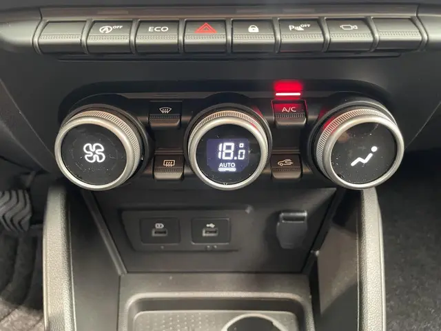 Dacia Duster 1.0 TCe 100 ECO-G Extreme 2023 Benzine 12