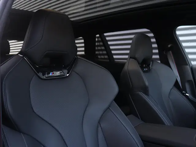 BMW M5 Touring 2026 Hybride Benzine 45