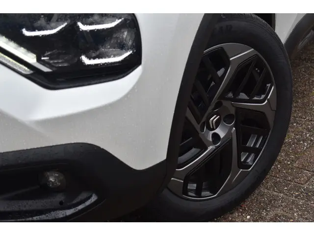 Citroën C4 Puretech 130 EAT8 Plus 2024 Benzine 22