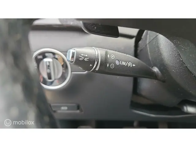 Mercedes-Benz B-Klasse 200 Prestige 2013 Benzine 13