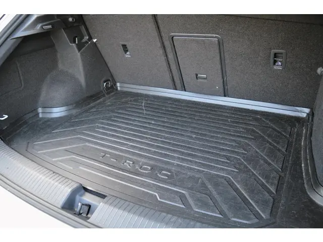 Volkswagen T-Roc 2.0 TDI Style Business 2019 Diesel 12