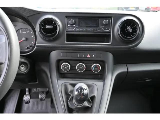 Mercedes-Benz Citan 108 CDI L1 2023 Diesel 14