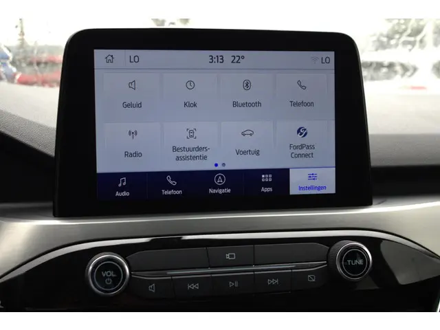 Ford Kuga 2.5 FHEV Titanium 2023 Hybride Benzine 38