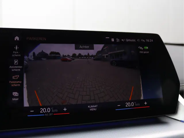 BMW X1 sDrive18i 2023 Benzine 54