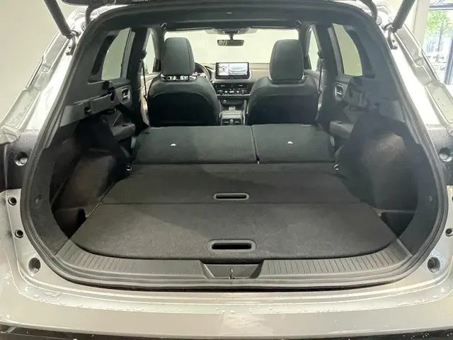 Nissan QASHQAI 1.3 MHEV Xtronic Tekna 2025 Benzine 17