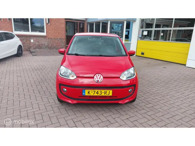 Volkswagen up! 1.0 move up! BlueMotion 2016 Benzine 8
