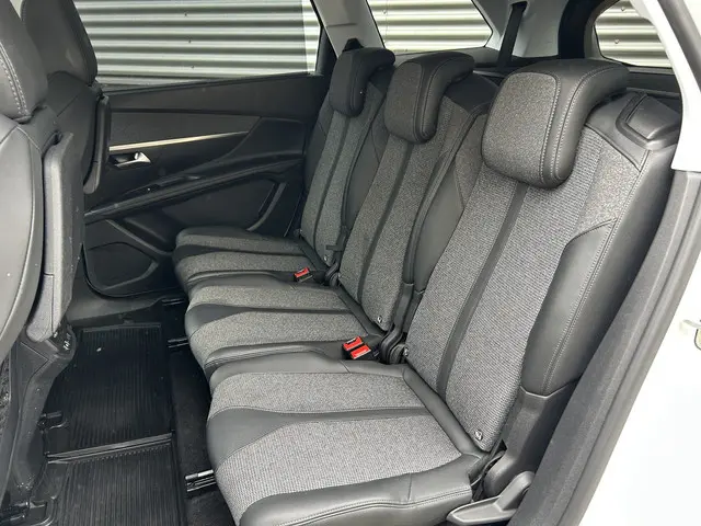 Peugeot 5008 1.6 PureTech GT-Line 2019 Benzine 6