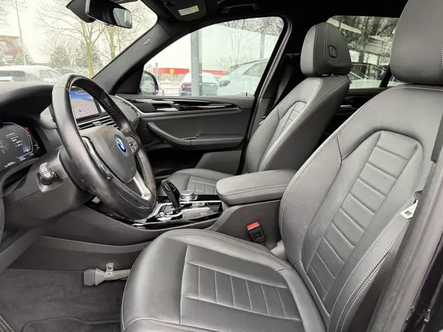 BMW iX3 Aut. Executive 80kWh 2021 Elektrisch 12