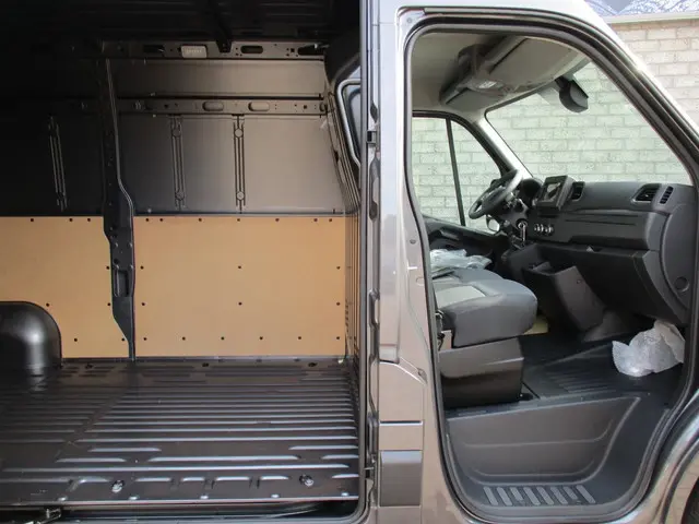 Renault Master T35 L2H2 Navi/Camera/Trekhaak 2022 Diesel 13