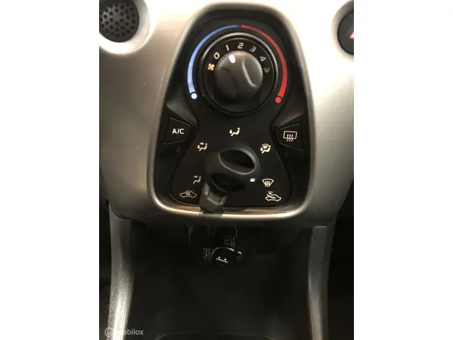 Peugeot 108 1.0 e-VTi Blue Lion 2016 Benzine 14