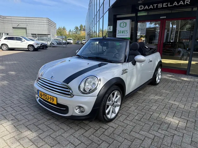 MINI Cooper Cabrio Mini 1.6 Highgate Cabrio 2014 Benzine 2