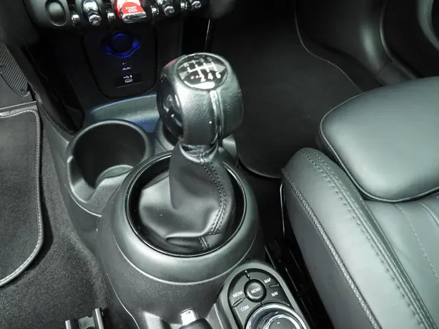 MINI 5-Deurs 1.5 Cooper 2021 Benzine 17