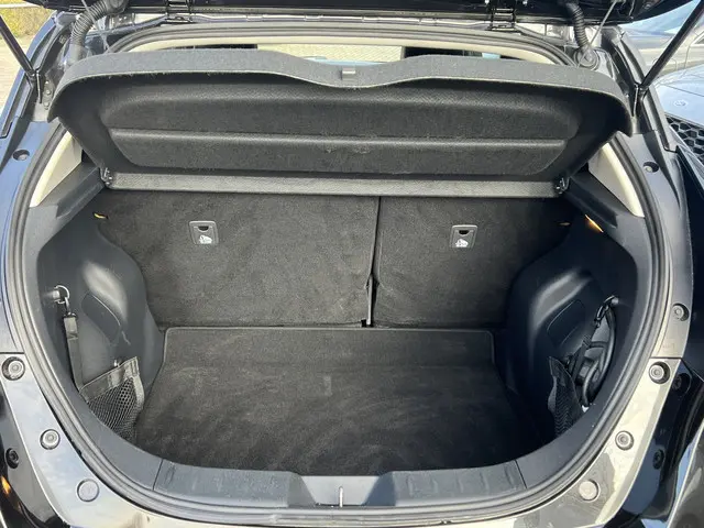 Nissan Leaf 2.ZERO EDITION 40 kWh 2018 Elektrisch 5