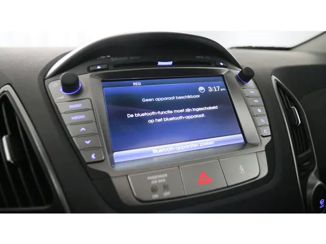 Hyundai ix35 1.6i GDI i-Vision 2014 Benzine 32
