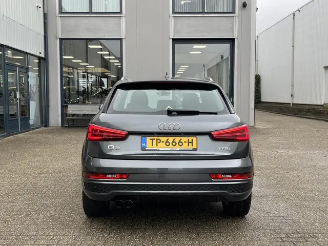 Audi Q3 1.4 TFSI CoD Sport Advance Sport 2018 Benzine 21