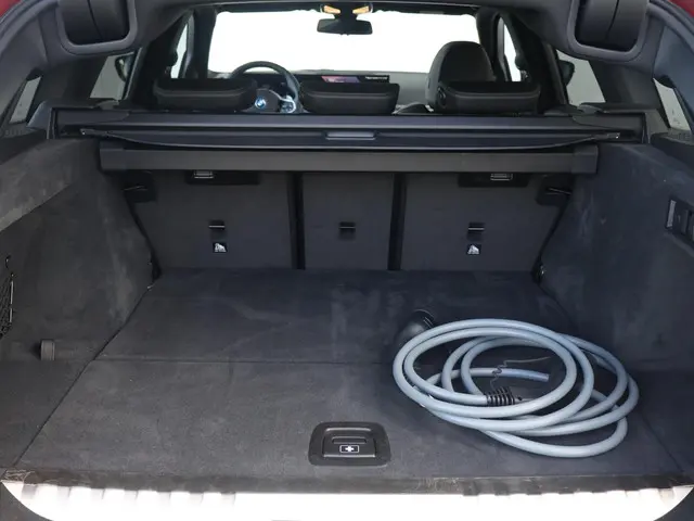 BMW 3 Serie Touring 330e 2025 Hybride Benzine 11