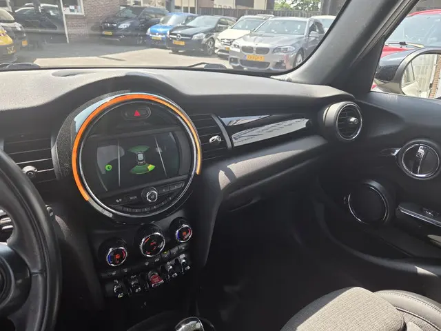 MINI Cooper Mini 1.5 Pepper 2019 Benzine 12