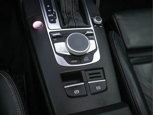 Audi RS3 2.5 TFSI quattro 2017 Benzine 12