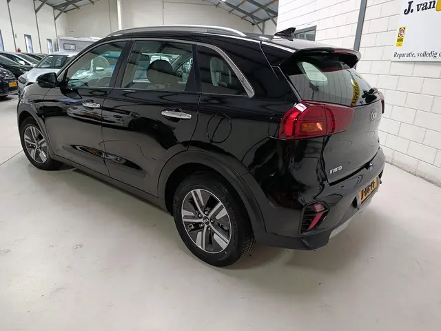 Kia Niro 1.6 GDi Hybrid DynamicLine 2020 Hybride Benzine 7
