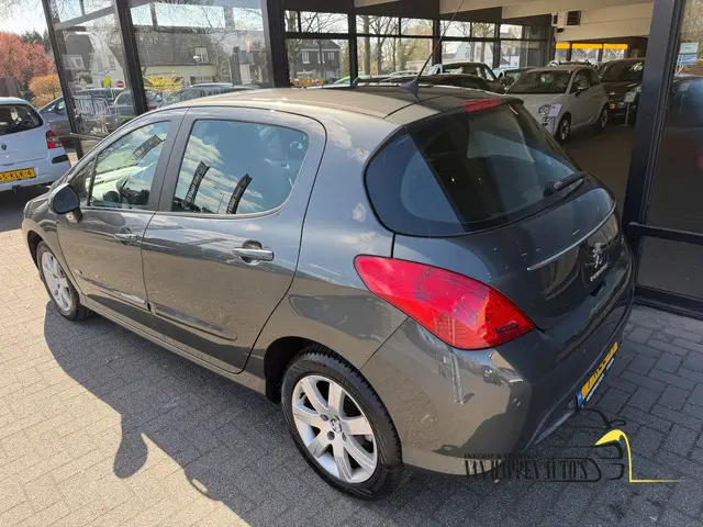 Peugeot 308 1.6 VTi Style / apk 3-2027 2013 Benzine 15