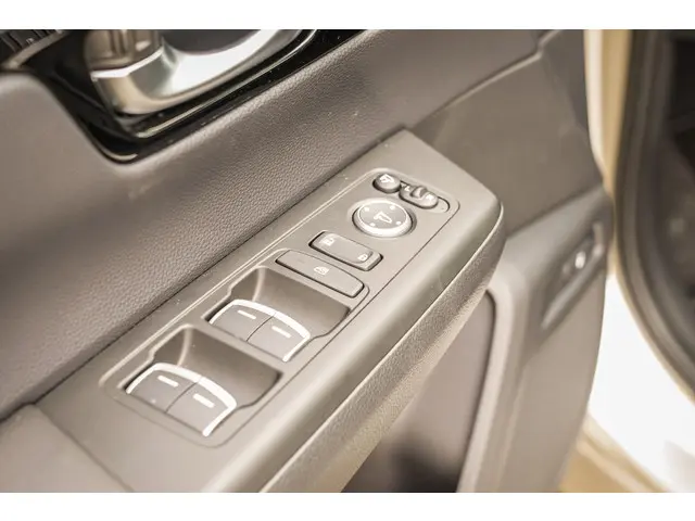 Honda CR-V 2.0i e:PHEV ADVANCE TECH 2025 Hybride Benzine 38