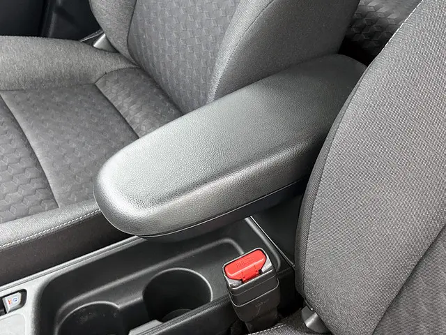 Toyota Yaris 1.5 Hybrid Dynamic 2021 Hybride Benzine 22
