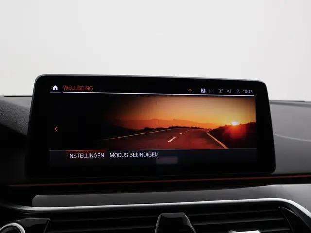 BMW 5 Serie 540i M-SPORT 2022 Benzine 51