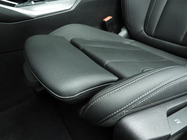 BMW 3 Serie Sedan 320e 2024 Hybride Benzine 19